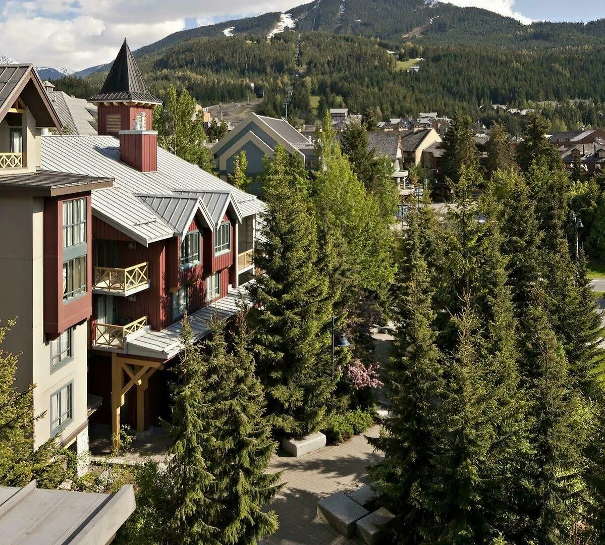 Delta Hotels By Marriott Whistler Village Suites